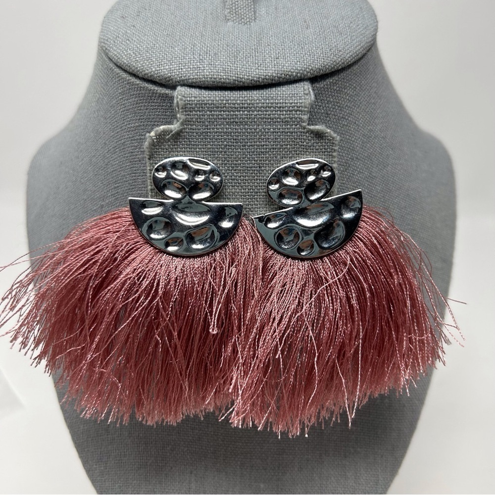 Large Runway Statement Pink Mauve Tassel Fringe Stud Earrings Silver Tone Top